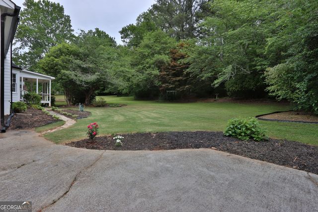 1853 Windcrest Drive SW, Lilburn, GA 30047
