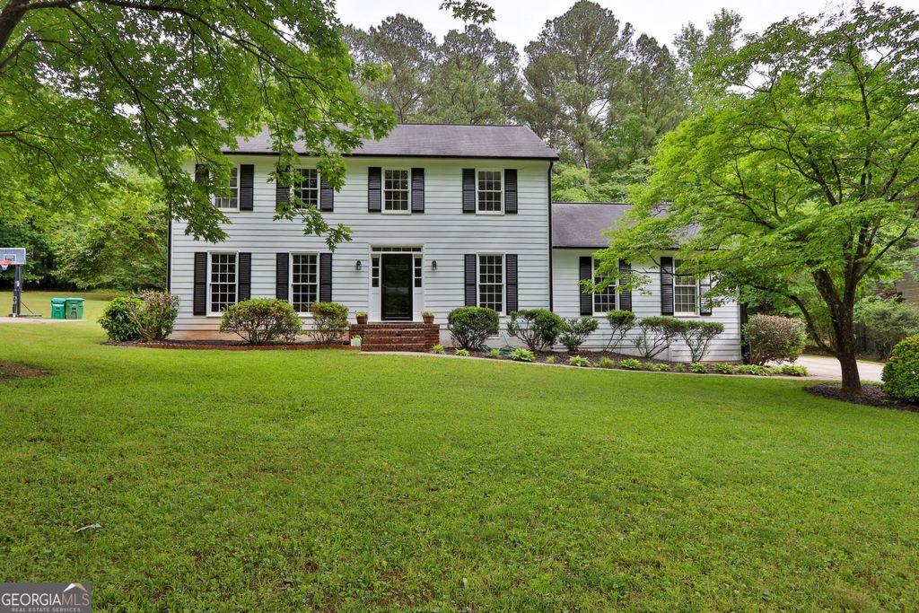 1853 Windcrest Drive SW, Lilburn, GA 30047