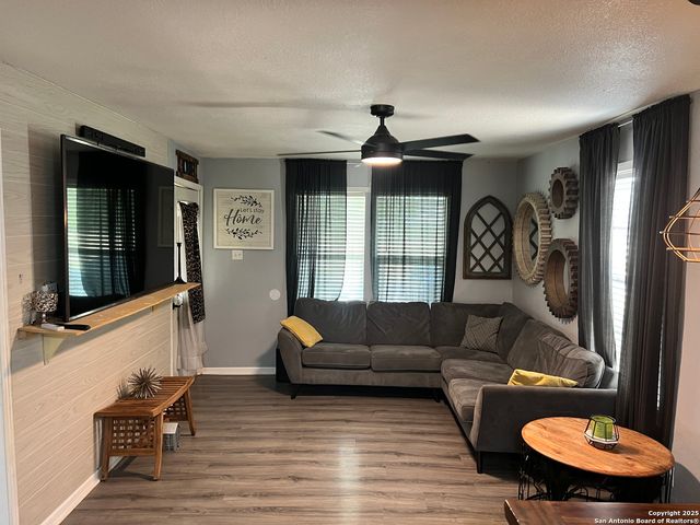 1518 Logwood, San Antonio, TX 78221