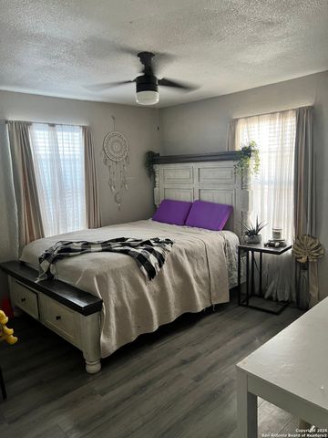 1518 Logwood, San Antonio, TX 78221