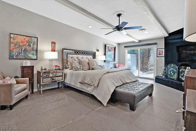 3305 Plaza Del Paz, Las Vegas, NV 89102