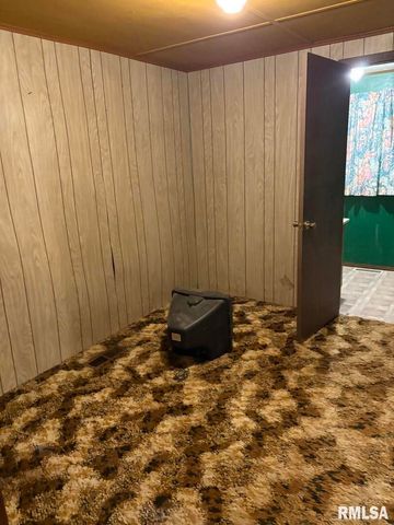 1606 & 1608 W Faust Street, Marion, IL 62959