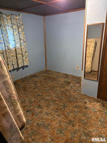 1606 & 1608 W Faust Street, Marion, IL 62959