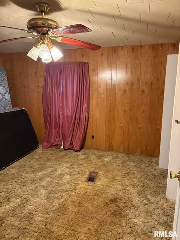 1606 & 1608 W Faust Street, Marion, IL 62959