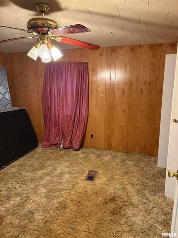 1606 & 1608 W Faust Street, Marion, IL 62959