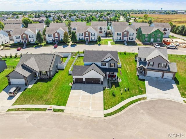 708 Conner Circle, Fairview Heights, IL 62208