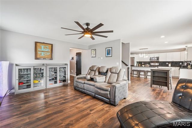 708 Conner Circle, Fairview Heights, IL 62208