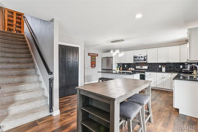 708 Conner Circle, Fairview Heights, IL 62208