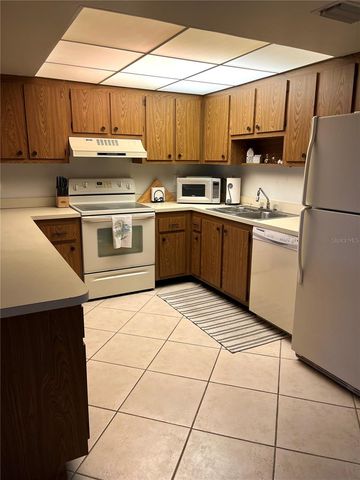 305 30TH AVENUE W A312, Bradenton, FL 34205