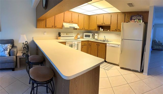305 30TH AVENUE W A312, Bradenton, FL 34205