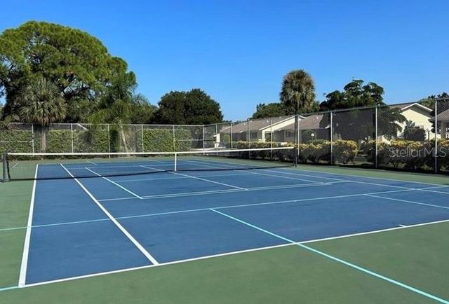 305 30TH AVENUE W A312, Bradenton, FL 34205