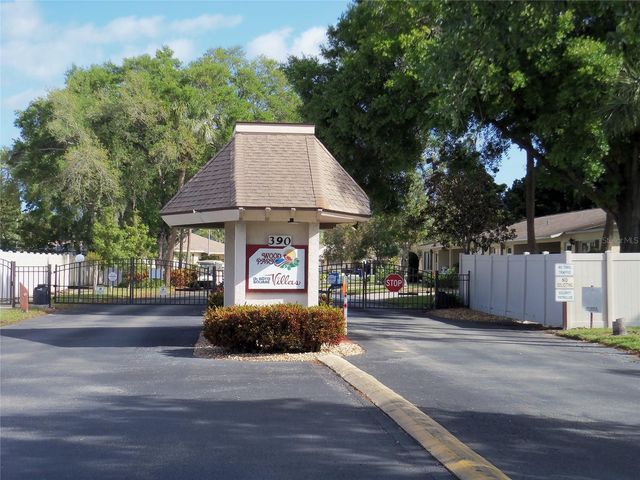 305 30TH AVENUE W A312, Bradenton, FL 34205