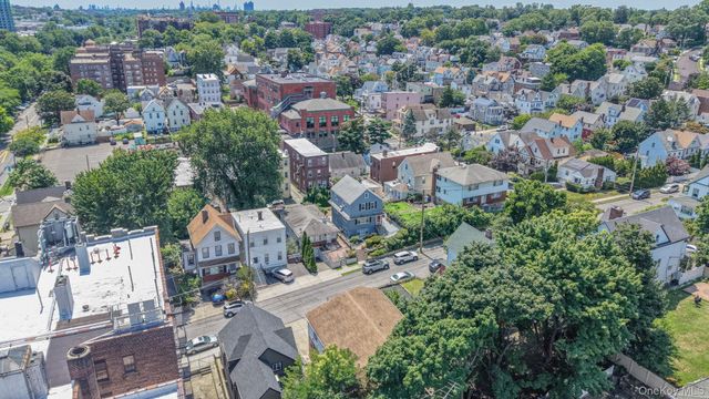 18 Edgewood Avenue, Yonkers, NY 10704