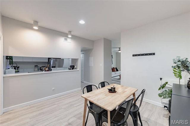 406 Clara Avenue 4, St Louis, MO 63112