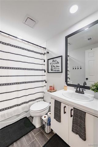 406 Clara Avenue 4, St Louis, MO 63112