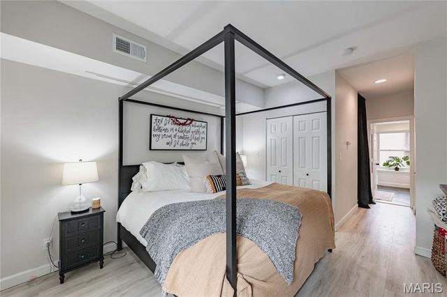 406 Clara Avenue 4, St Louis, MO 63112