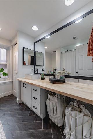 406 Clara Avenue 4, St Louis, MO 63112