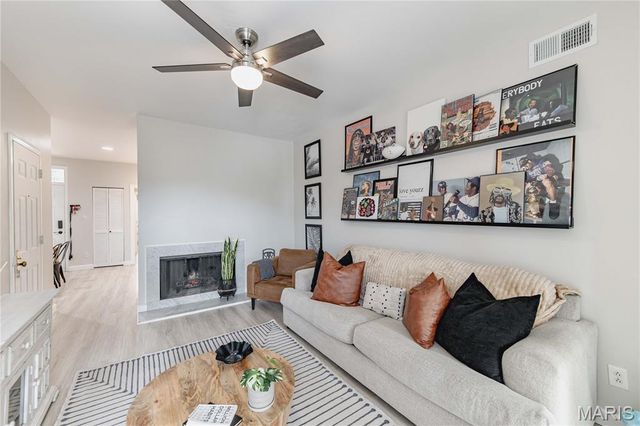 406 Clara Avenue 4, St Louis, MO 63112