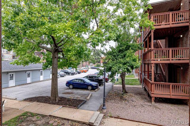 406 Clara Avenue 4, St Louis, MO 63112
