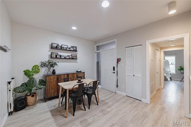 406 Clara Avenue 4, St Louis, MO 63112