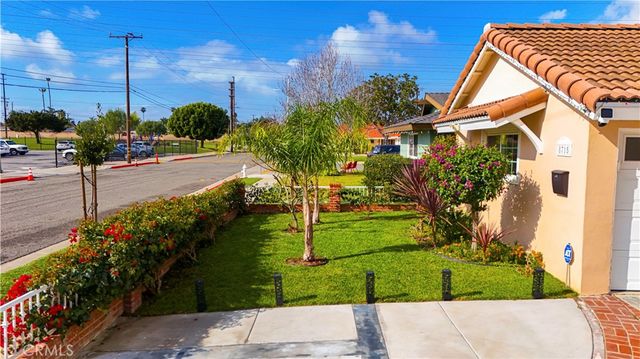 8715 El Lago, Fountain Valley, CA 92708