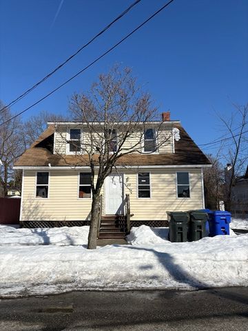 19 Wilton St, Springfield, MA 01109