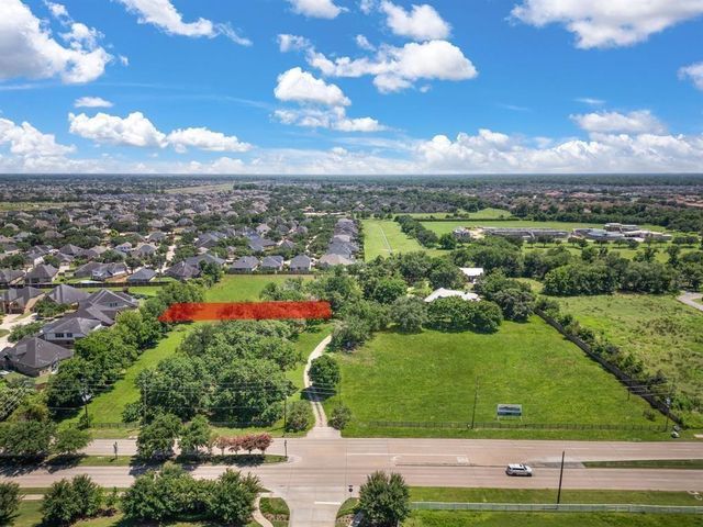 7015 Meadowview Estates Court, Sugar Land, TX 77479