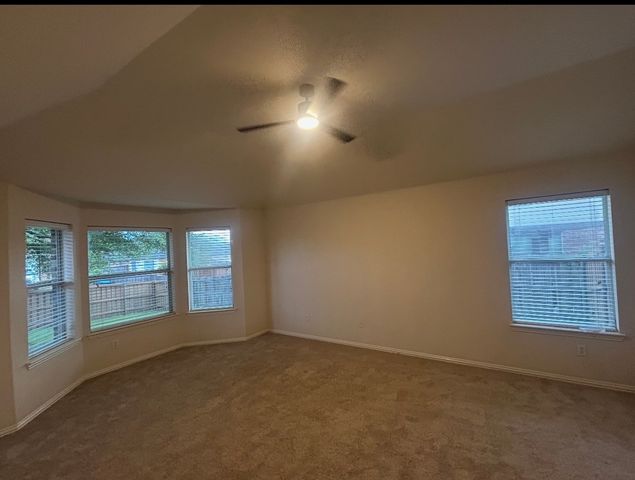 1624 Tanglerose Drive, Desoto, TX 75115
