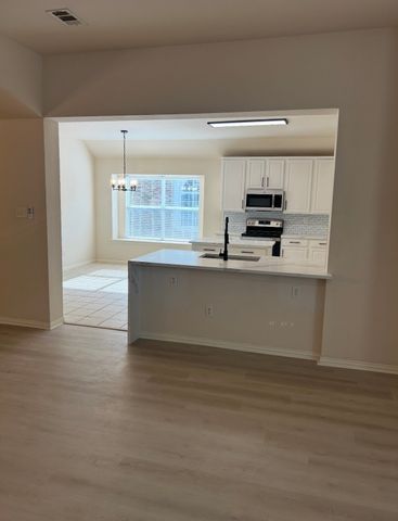 1624 Tanglerose Drive, Desoto, TX 75115