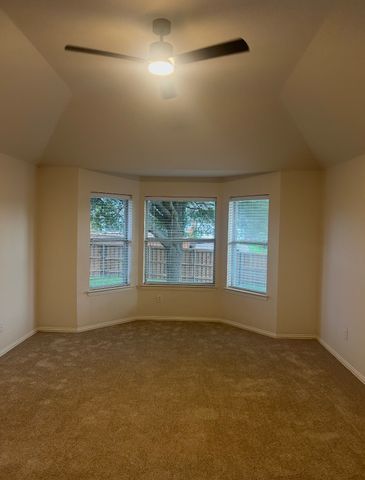 1624 Tanglerose Drive, Desoto, TX 75115