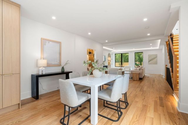30 Keefe Ave 30, Newton, MA 02464