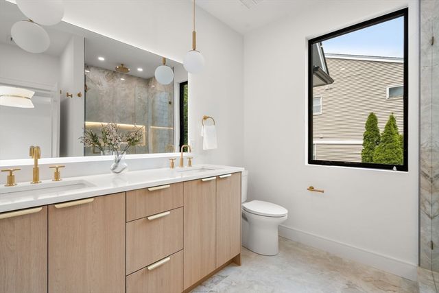 30 Keefe Ave 30, Newton, MA 02464
