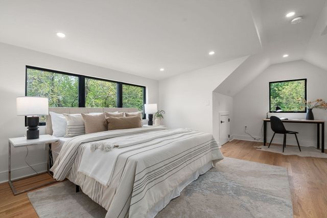 30 Keefe Ave 30, Newton, MA 02464