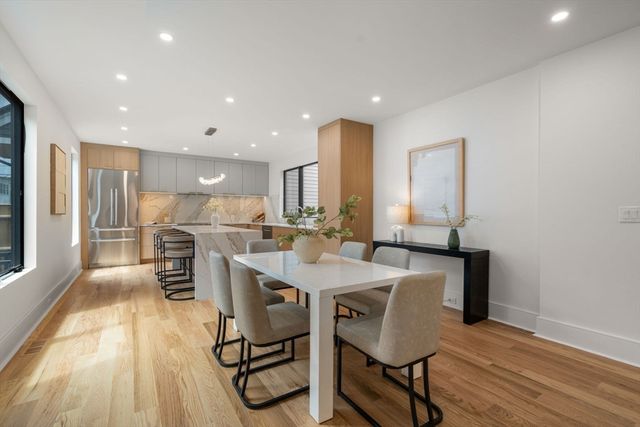 30 Keefe Ave 30, Newton, MA 02464