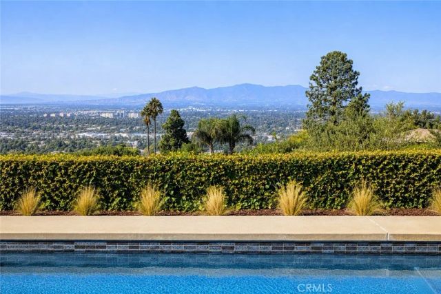 3511 Stonehill Place, Sherman Oaks, CA 91423