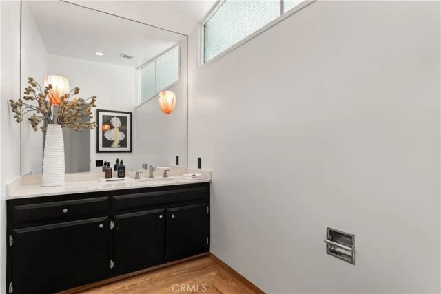 3511 Stonehill Place, Sherman Oaks, CA 91423