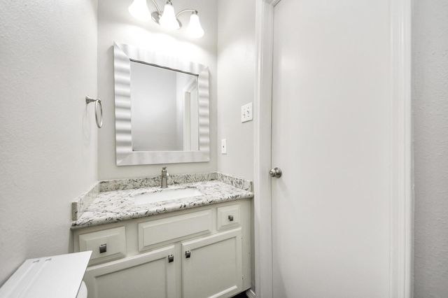 554 Wilcrest Drive 554, Houston, TX 77042