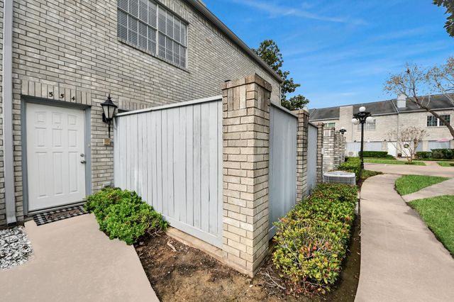 554 Wilcrest Drive 554, Houston, TX 77042