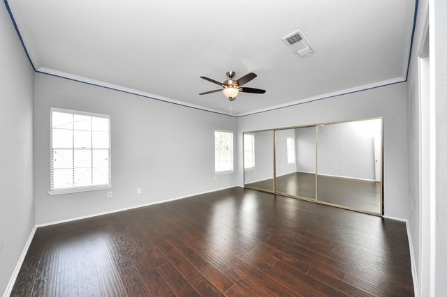 554 Wilcrest Drive 554, Houston, TX 77042