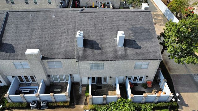 554 Wilcrest Drive 554, Houston, TX 77042