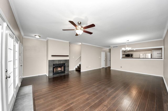 554 Wilcrest Drive 554, Houston, TX 77042