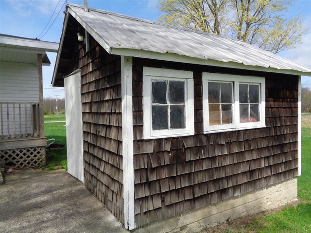 6020 Skuse Road, Osseo, MI 49266