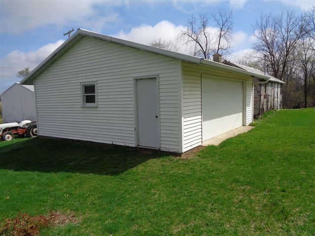 6020 Skuse Road, Osseo, MI 49266