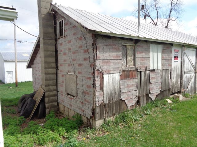 6020 Skuse Road, Osseo, MI 49266