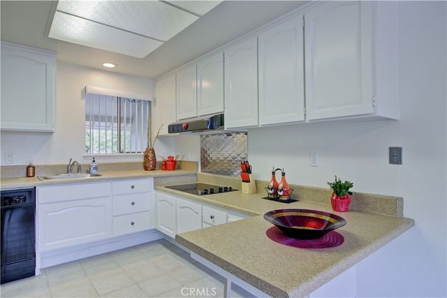 862 Ronda Mendoza Q, Laguna Woods, CA 92637