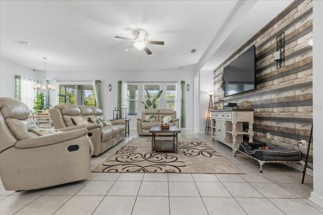 4802 BUTLER NATIONAL DRIVE, Wesley Chapel, FL 33543