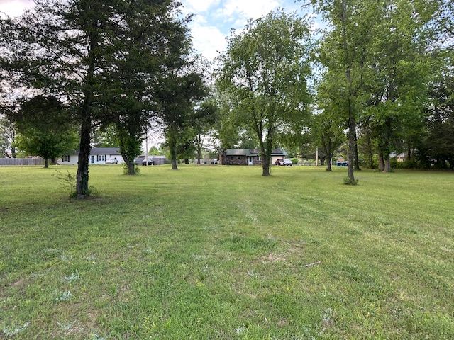 6th Ave SW, Gravette, AR 72736