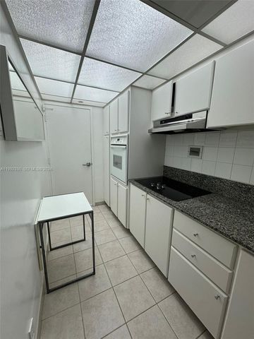 1000 West Ave 822, Miami Beach, FL 33139