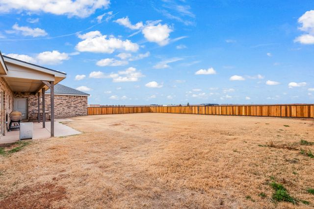 542 Nora Road, Tahoka, TX 79373