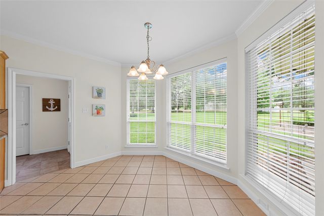 2811 N Shore Drive, Bonham, TX 75418